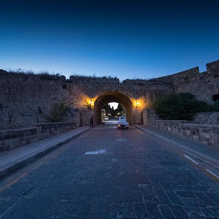 Zografos Apartments - Old Town Rhodes City Εξωτερικό φωτογραφία