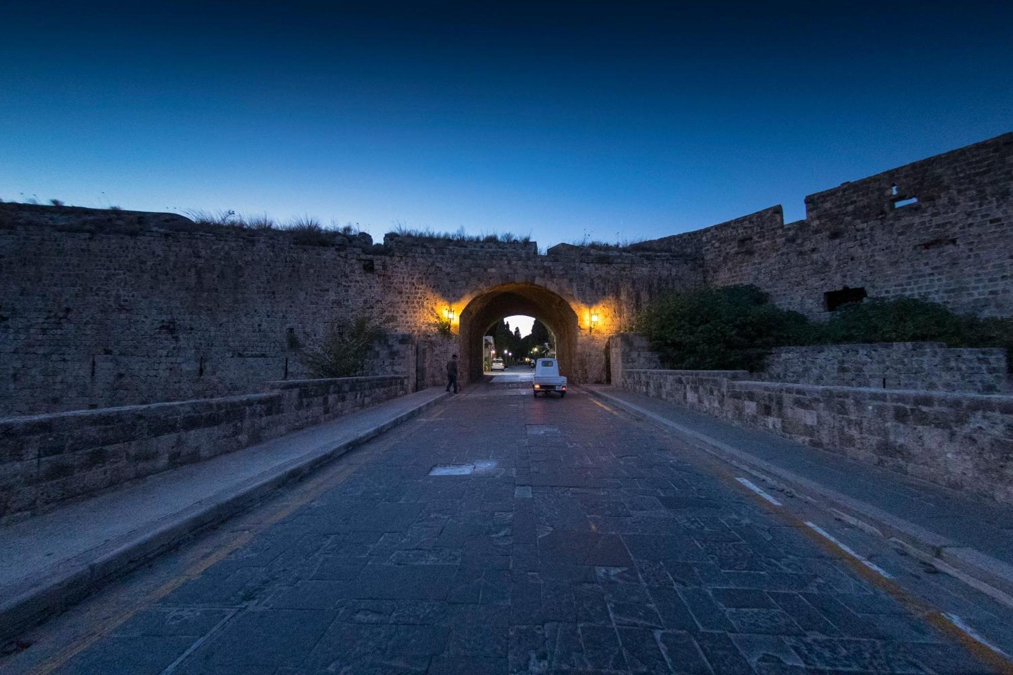 Zografos Apartments - Old Town Rhodes City Εξωτερικό φωτογραφία